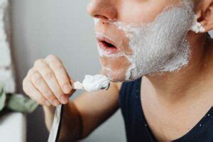 Revolutionize Your Shaving Experience with Razorleaa Cream
